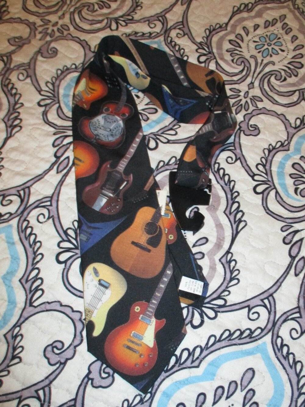 NWT RALPH MARTIN Gibson guitar collage. 1995  Necktie Tie.